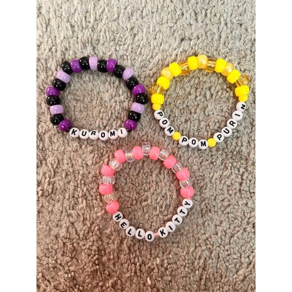 Hello kitty bracelets!! (COME WITH FREEBIES) - Picture 1 of 1